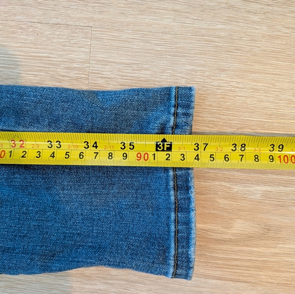 Judy Blue Jeans Women's 32 Medium Wash Distressed High Rise Stretch - Picture 9 of 10